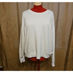 STYLUS Super SOFT White Long Sleeve Sweatshirt